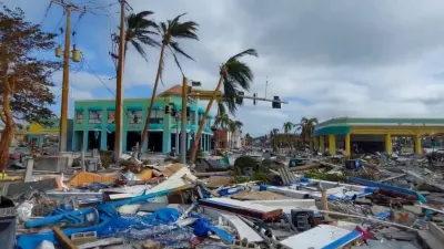 Hurricane Ian hit FL for multiple days, having thousands without shelter. (Photo courtesy of News4JAX)