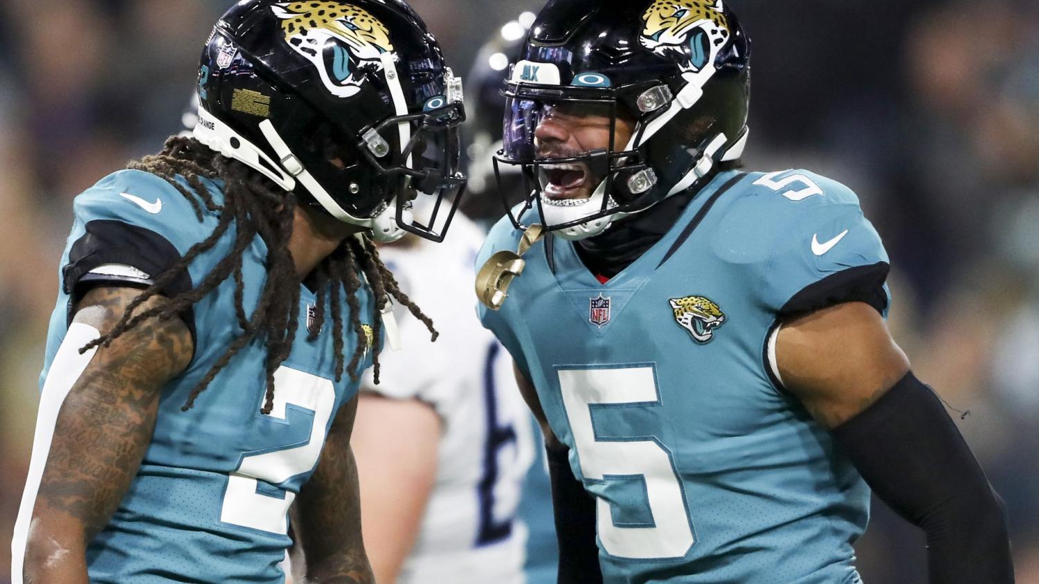 Jaguars defeat Tennessee Titans 20-16 to take AFC South crown